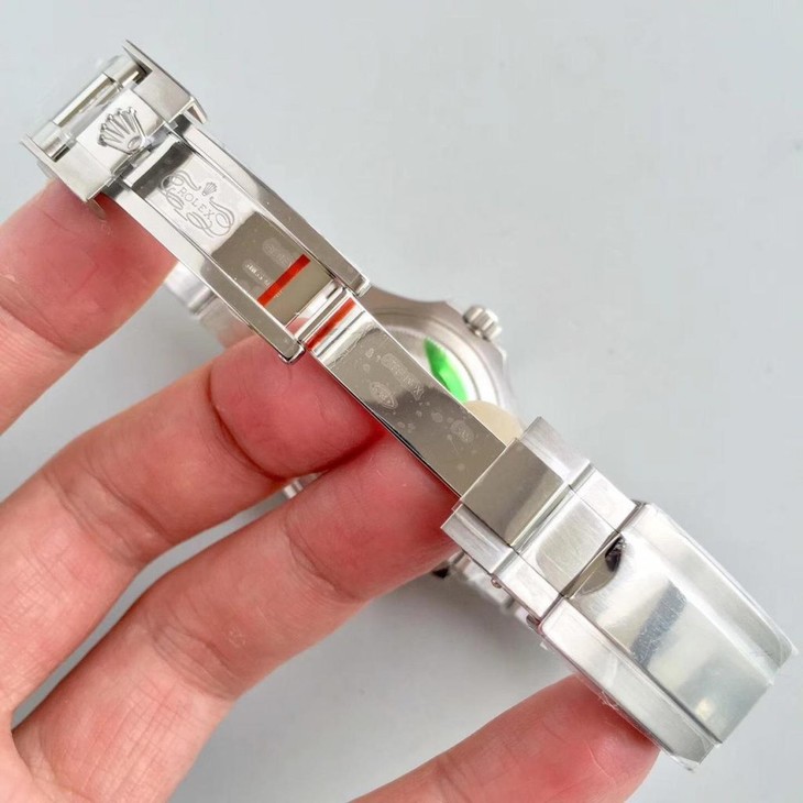 AR厂劳力士37毫米灰游艇268622复刻表还有什么瑕疵?会一眼假吗?