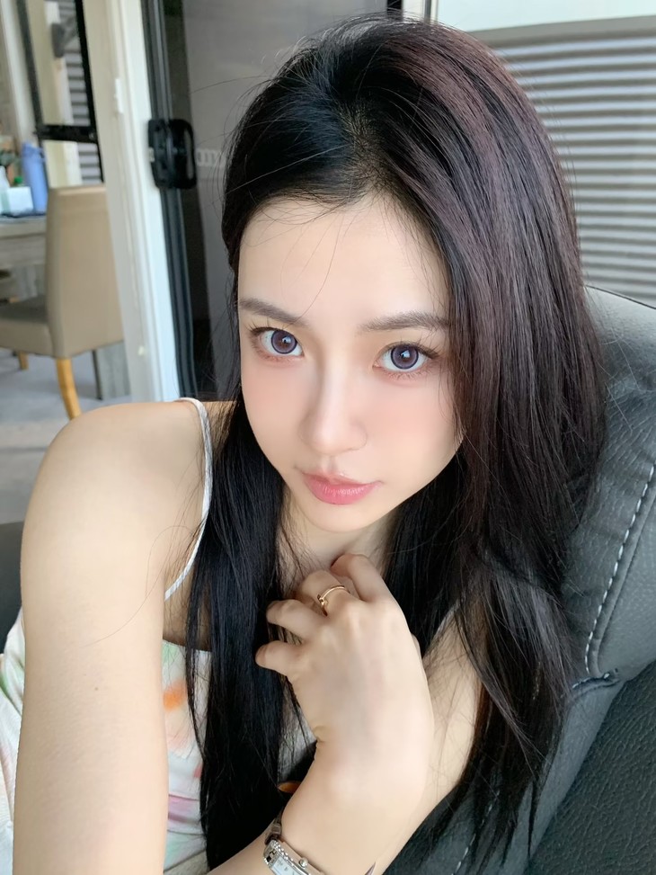 FlowerColor美瞳 年抛隐形眼镜 月夜萤火紫 14.2mm 1副/2片 左右度数可不同-VVCON美瞳商城18