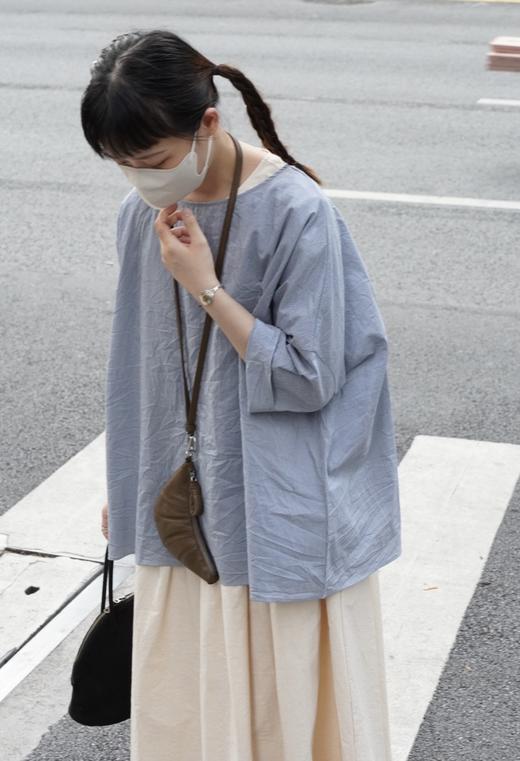 apuntob 米色圆领后开扣短袖连衣裙 商品图2