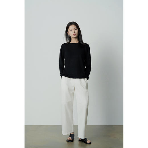 【388任选2件|不退换】UMILAB 休闲风挺括有型高密纯棉松紧腰抽绳设计九分裤女秋BP901N 商品图3