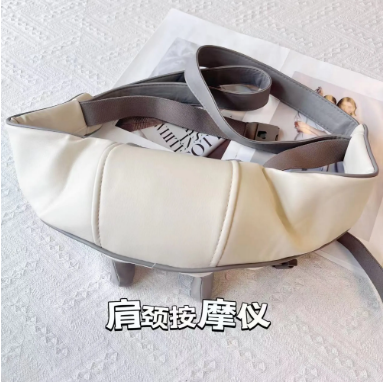 【肩颈按摩器】仿佛按摩师在用手按摩，6颗按摩头分布颈部重要部位，覆盖颈椎穴位和斜方肌，释放颈椎压力