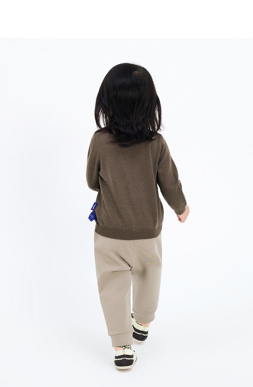 jnby  23年秋款  休闲舒适长裤 YN8E11240 商品图4