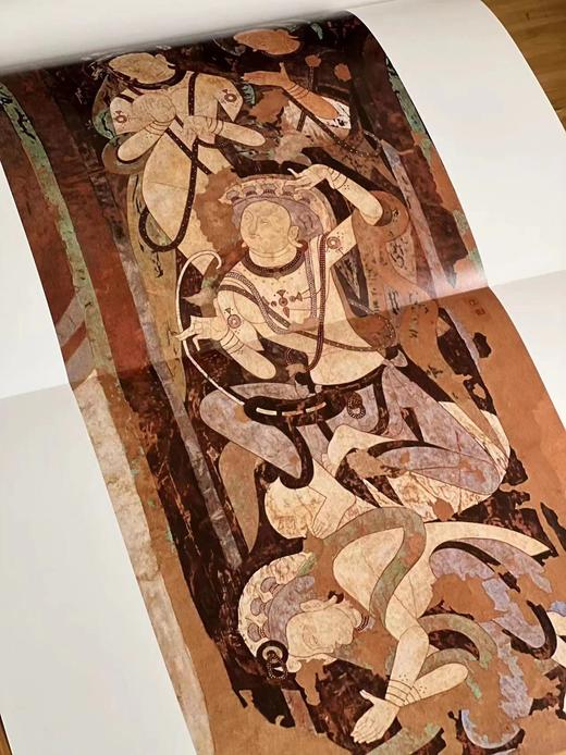 《王征龟兹壁画临本》，8开大册，王征绘，文物出版社2005年版，定价1585元，售价458 商品图12