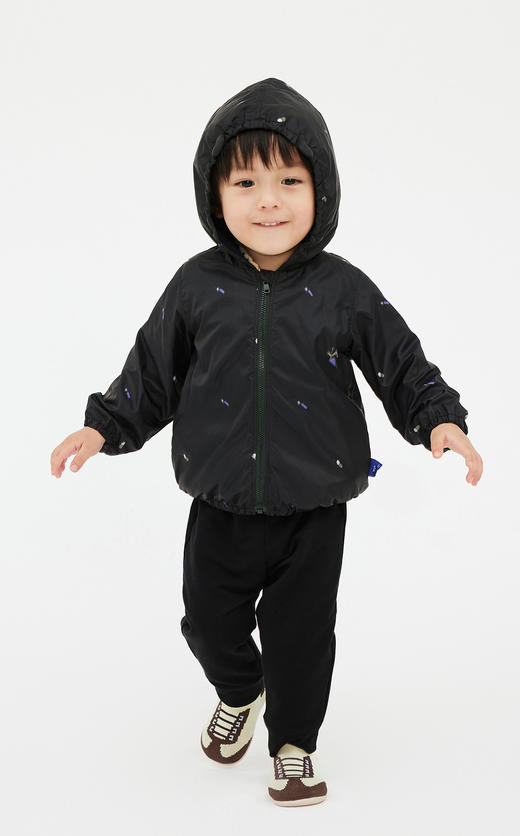 jnby  23年秋款  轻便短款风衣  YN8910510 商品图7