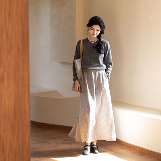 绽放645朵/纯色毛衣2023早秋新款日系慵懒风圆领宽松长袖针织衫 商品图2