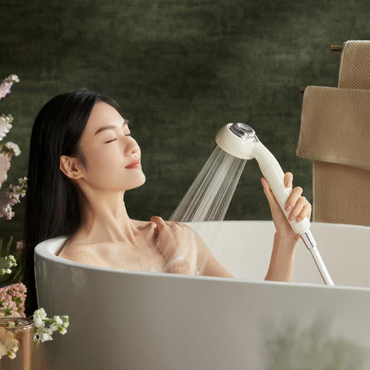 moido小活泉净水养肤花洒净水器过滤增压除氯美肤保湿沐浴蓬莲头 商品图1