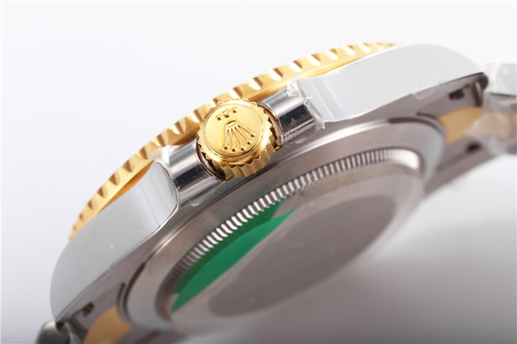 VR厂比N厂的劳力士间金水鬼复刻表更好？