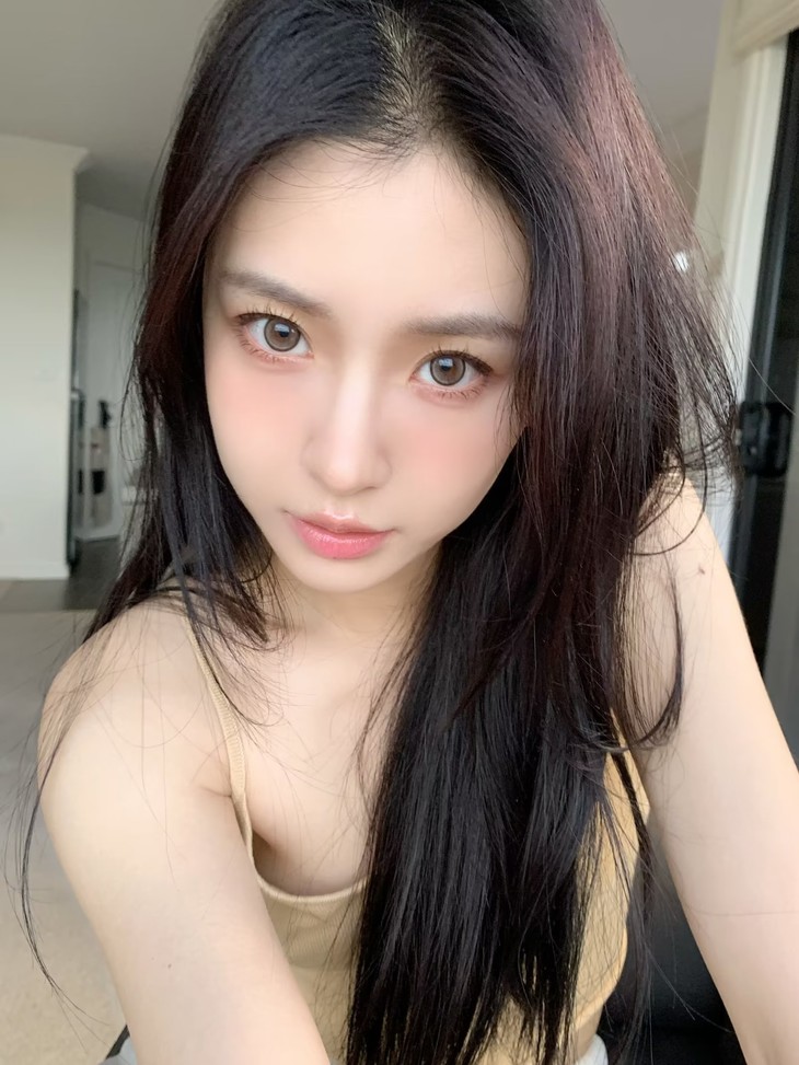 FlowerColor美瞳 年抛隐形眼镜 月夜萤火棕 14.2mm 1副/2片 左右度数可不同-VVCON美瞳商城20 FlowerColor美瞳 年抛隐形眼镜 月夜萤火棕 14.2mm 1副/2片 左右度数可不同 - VVCON美瞳商城