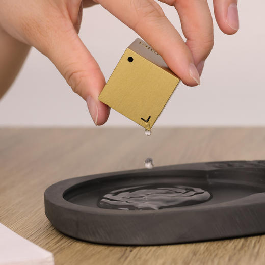 【庆学堂】臻品-黄铜水滴 桌面摆件 文房雅物 独家设计 商品图2