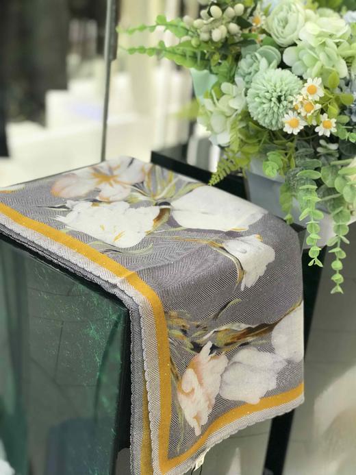 优品堂【素时锦年】100*100精品羊毛方巾 商品图1