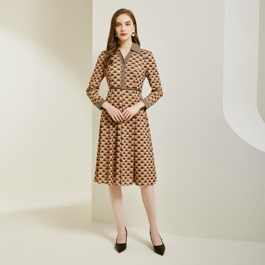 NG803斯尔丽瑟俪2023秋季新款印花针织衬衫领长袖连衣裙 商品图3