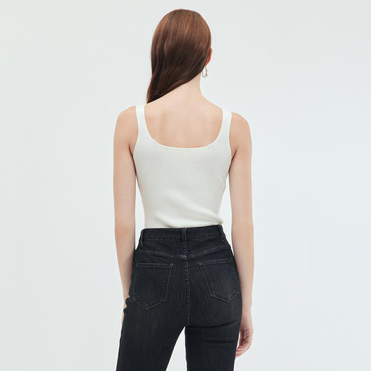 EITIE爱特爱时尚纯色修身显瘦V领遮副乳打底针织背心秋季新款C2301210 商品图4