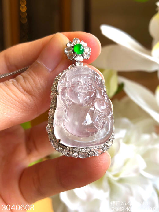 3040608，玻璃财神爷吊坠。具体价格微信咨询 商品图1