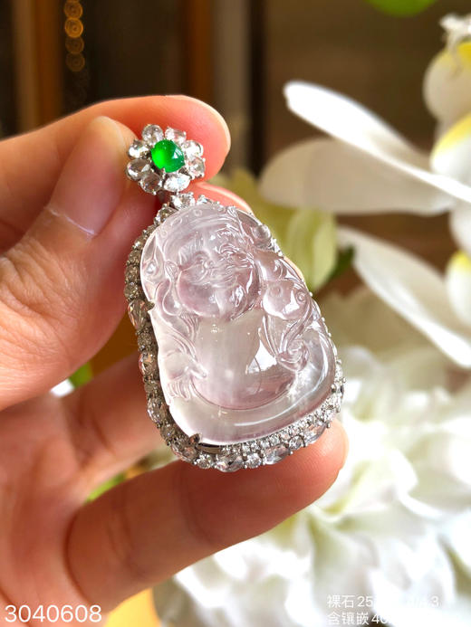 3040608，玻璃财神爷吊坠。具体价格微信咨询 商品图3