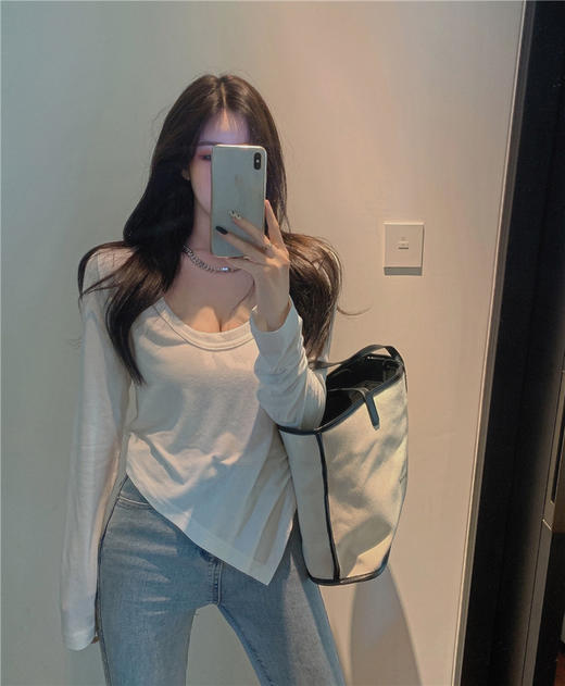 【时尚百搭新款❗️T恤女修身】性感低领白色洋气长袖内搭打底衫秋季修身上衣 商品图0