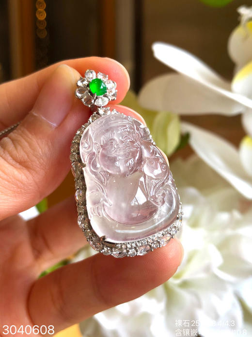 3040608，玻璃财神爷吊坠。具体价格微信咨询 商品图0