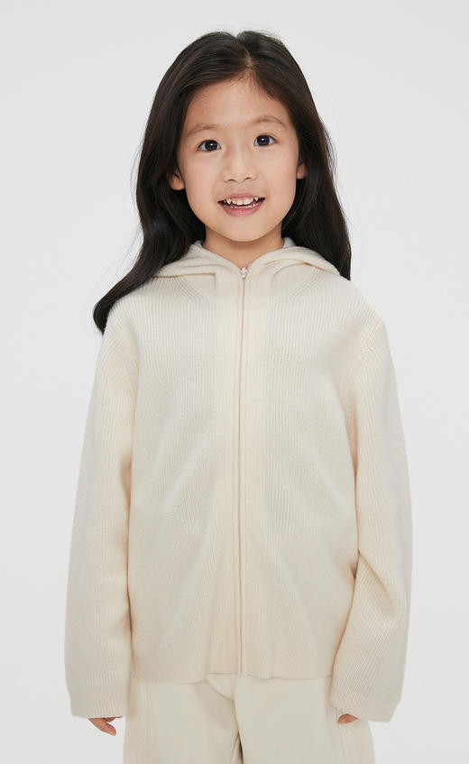 jnby  23年秋款  极简柔软短款开襟针织衫 1N8310180 商品图6