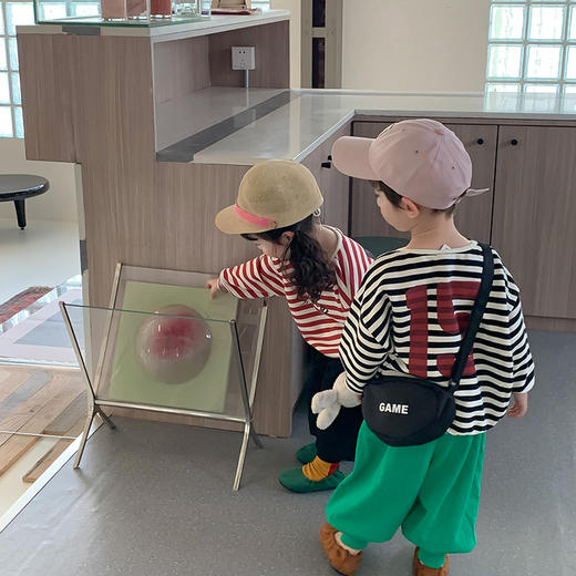 【39.9/2件】儿童条纹字母卫衣春秋新款韩版数字印花长袖圆领上衣聚 商品图5