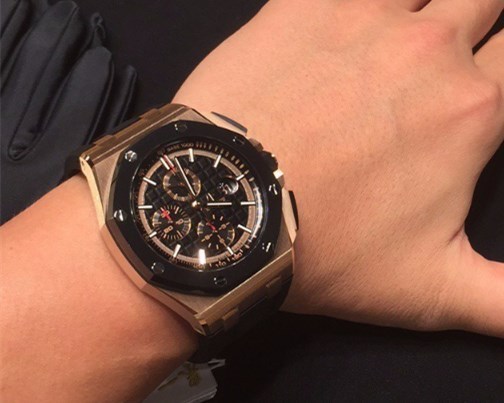 JF厂爱彼26401皇家橡树离岸型复刻表一眼假吗？