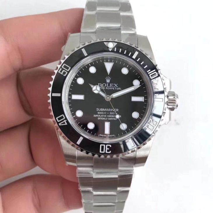 ZZ厂无日历劳力士黑水鬼114060和正品对比差得远吗？