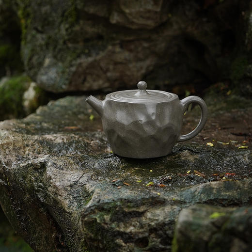 龙德堂陶艺 徐飞制 《水韵·江南》原矿青段 390cc 库存请咨询客服 商品图0