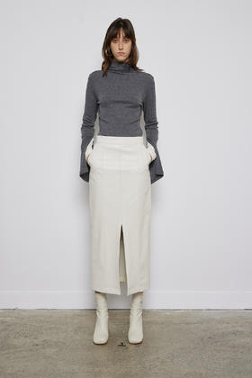 莱赛尔拼接袖打底衫