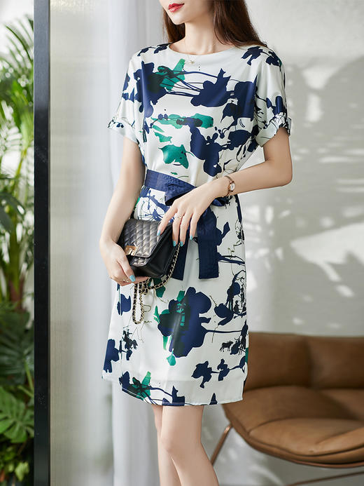 UG【现货7天】不规则气质印花连衣裙女新款2023夏季收腰直筒裙显瘦百搭裙子 商品图0