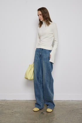 莱赛尔拼接袖打底衫