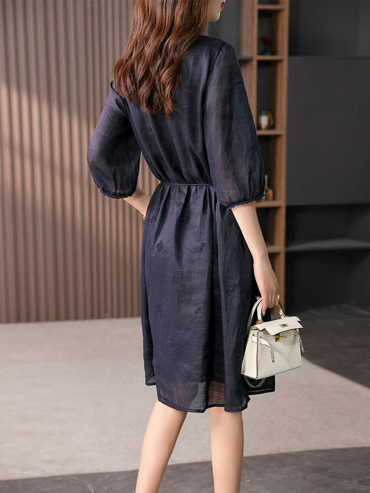 YX【定制17天】高级感刺绣绣花苎麻连衣裙女2023夏季新款灯笼袖显瘦中长裙 商品图0