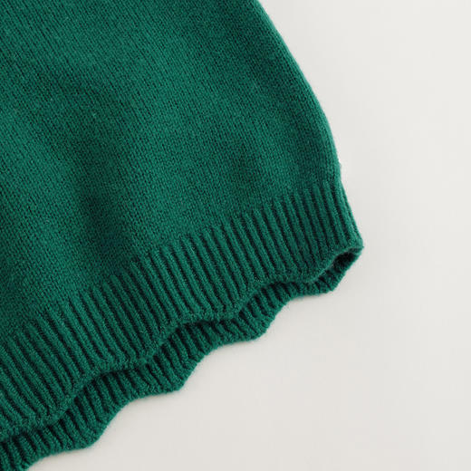 【马克珍妮 芦芙】秋装新款 女童绵羊毛花边V领针织马甲 231913 商品图5