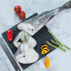 大黄鲜森 阿拉斯加黑鳕鱼整条1kg 新鲜冷冻深海鳕鱼块