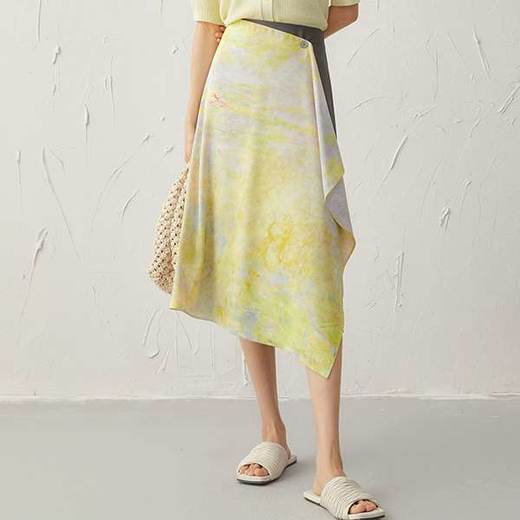 【商场同款】麦檬秋半身裙5D7142641M 商品图0