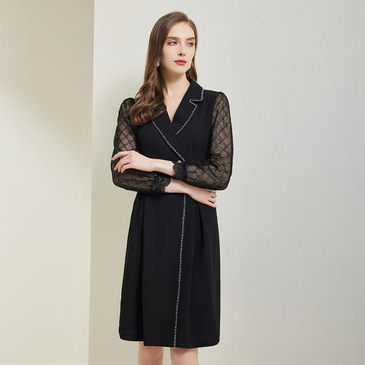 QE84C斯尔丽瑟俪2023新款小西装领镶边钻扣浪漫蕾丝袖褶裥显瘦连衣裙 商品图2