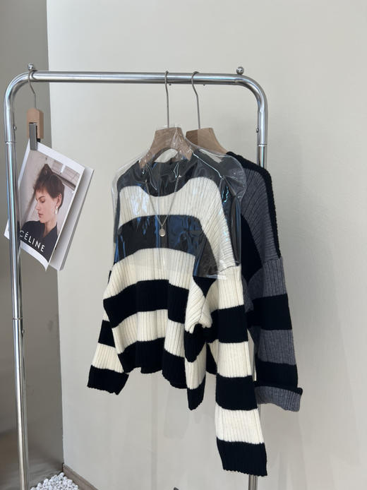 条纹经典毛衣送项链 商品图4