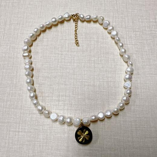 北京仓｜Gigi Paris-黑金 四叶草-中古纽扣 珍珠 项链［法国设计师］ 商品图0