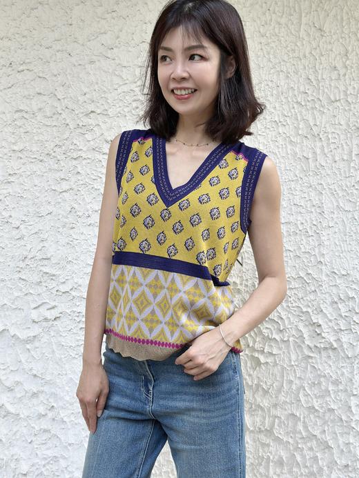 TYNVIE 针织马甲背心-芥绿印花 商品图1