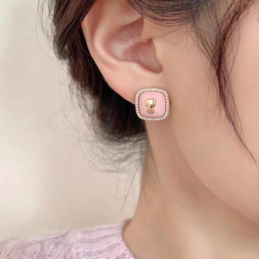 JU-C0029几何方形新款珍珠耳钉女小众感郁金香耳环潮甜美粉色耳饰 商品图2