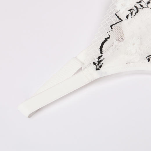 都市丽人聚拢升杯B杯适穿舒适更聚拢蕾丝内衣中厚款3/4杯常规文胸无钢圈三排扣YB32A8 商品图6