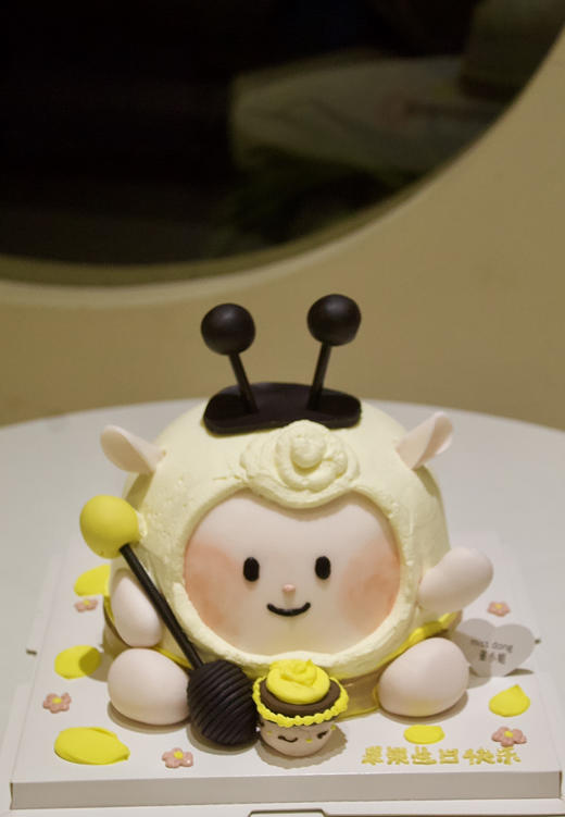 立体翻糖蜜蜂蛋糕 商品图2