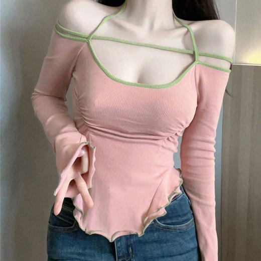 【时尚新款❗️一字肩纯欲长袖t恤】人棉性感挂脖打底衫女春秋高腰短款上衣时尚单品潮 商品图1