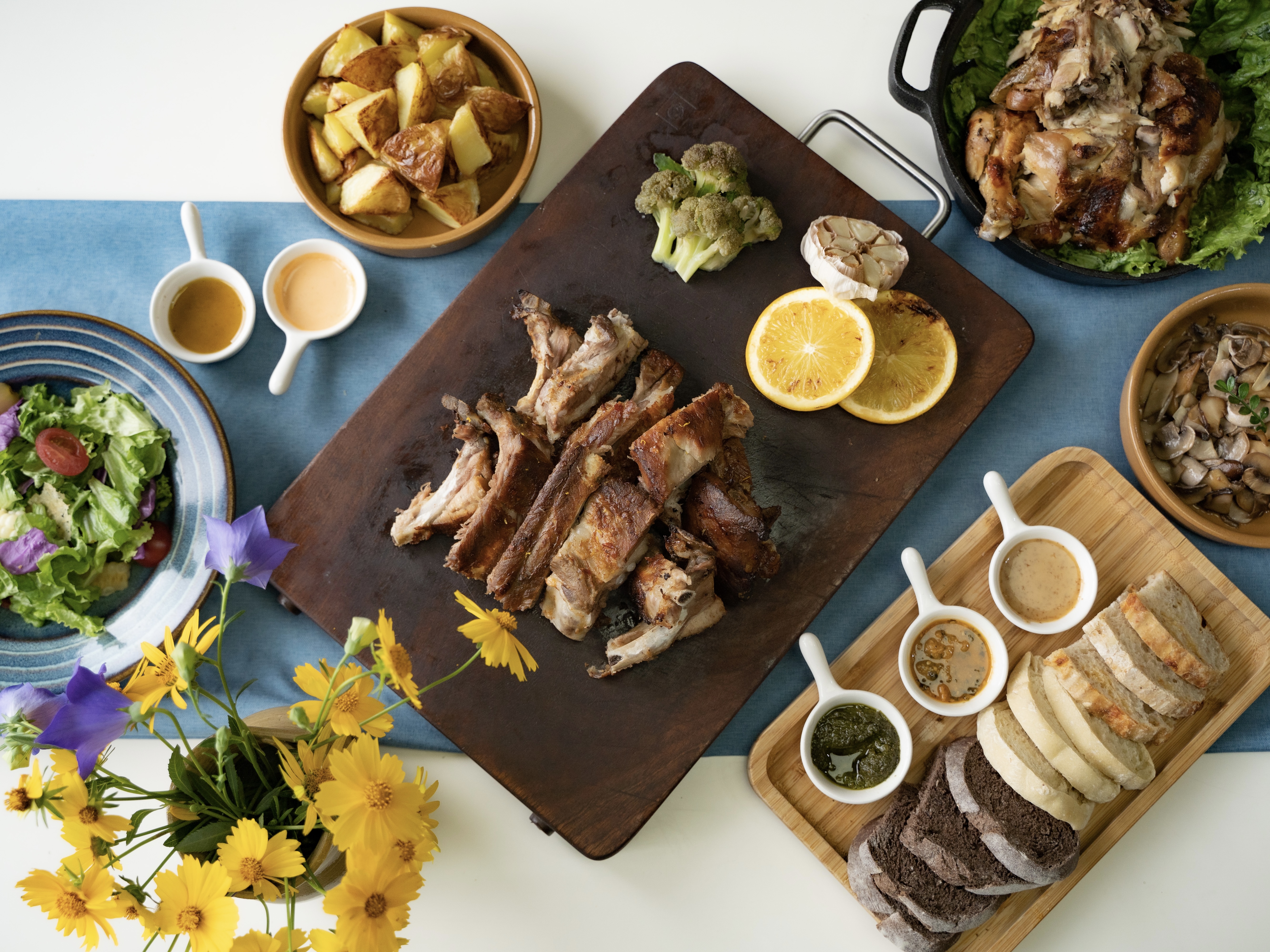 午餐：农场招牌菜套餐