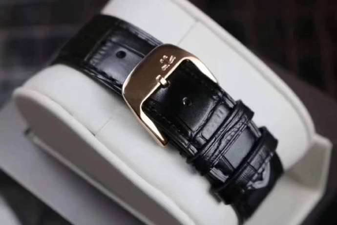 ZF厂经常卖到断货的积家月相大师1368420玫金款复刻表