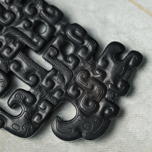 清 玉雕云雷纹配饰 商品图2