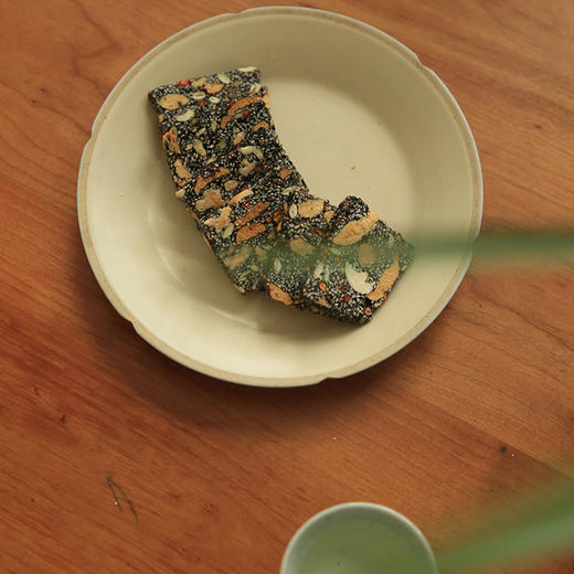 浔隐山 黄精芝麻核桃糕 滋补营养糕点小吃零食下午茶 500g/盒 商品图2