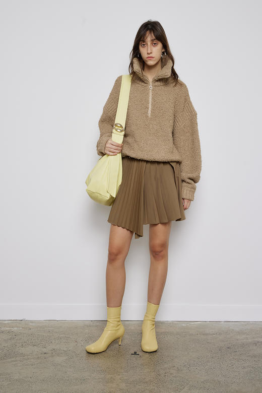 压褶不对称重工短半裙 商品图0