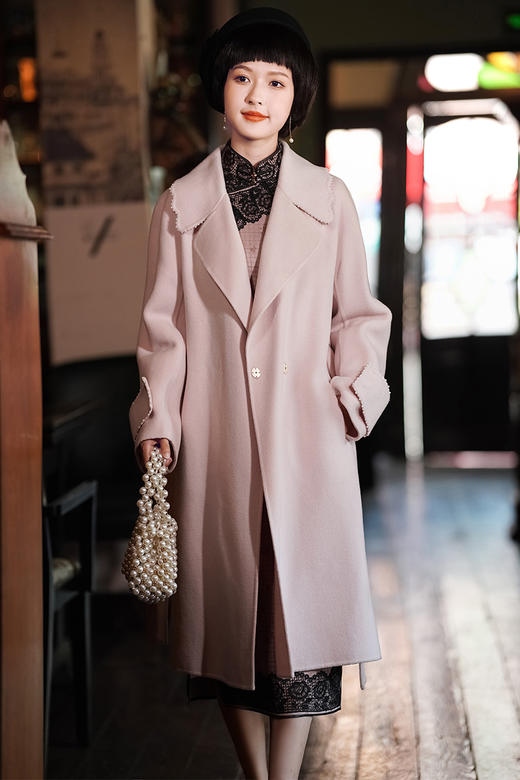 逸红颜明月优选#馆藏复刻款『粉蝶』民国风粉色麂皮绒蕾丝旗袍，穿越千年的富家小姐 商品图13