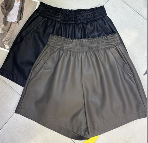 【门店同款】秋季金属字母皮短裤 154099285 商品图0