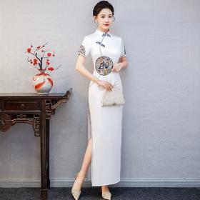 YZR7-12 旗袍改良版2025年新款中国风长款气质白色走秀时尚演出服复古年轻