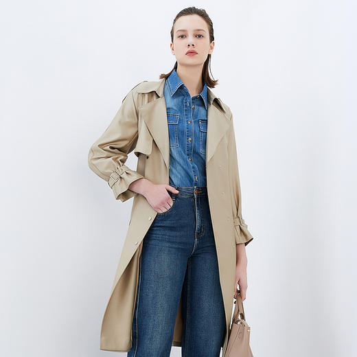 EITIE爱特爱秋季新款经典翻领长款显瘦百搭大气风衣女外套7504208 商品图3