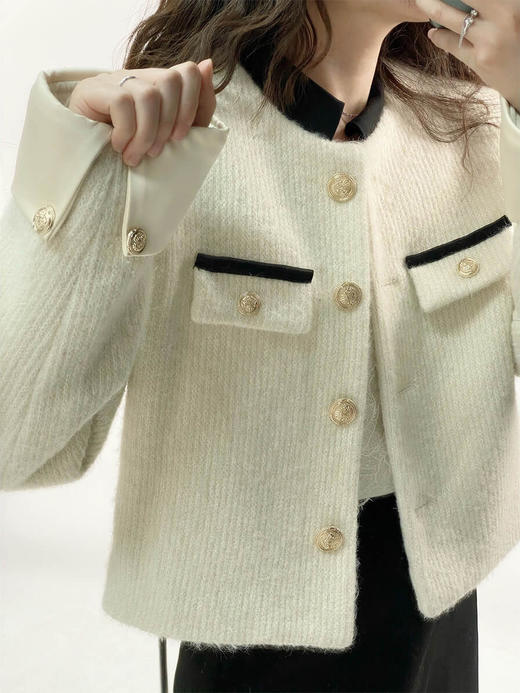 YX【定制17天】气质圆领竖条纹小香风短外套女2023秋季新款韩版百搭休闲上衣 商品图1